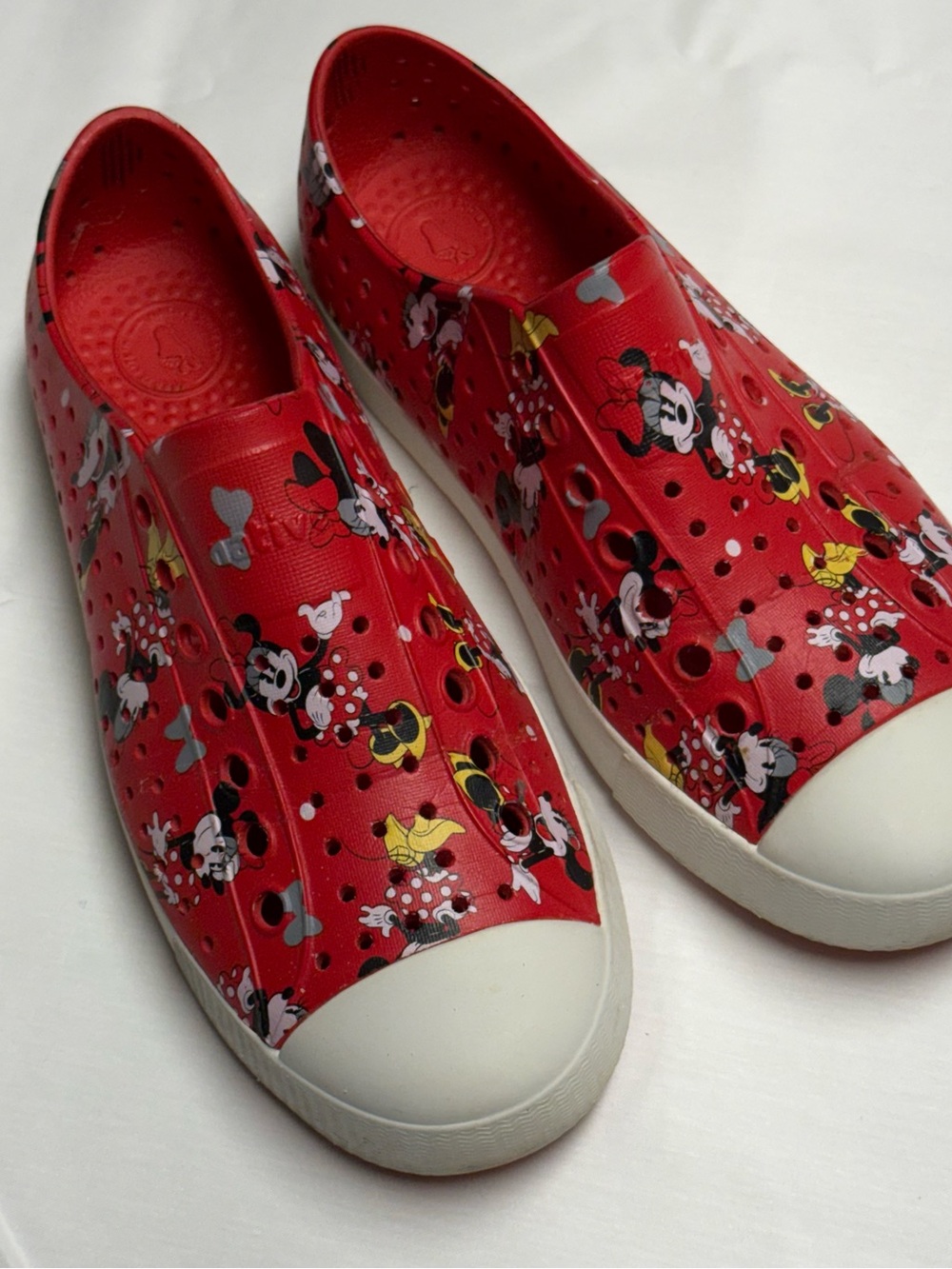 Native Red Minnie Mouse Slip-On Moccasins
